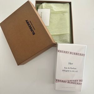 Burberry HER Eau de Perfume Fragrance